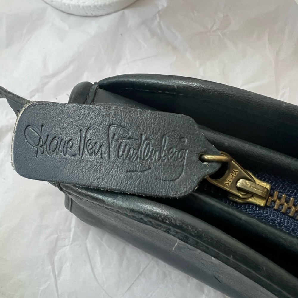 RARE VINTAGE DIANE VON FURSTENBERG  LEATHER BAG - Picture 3 of 16